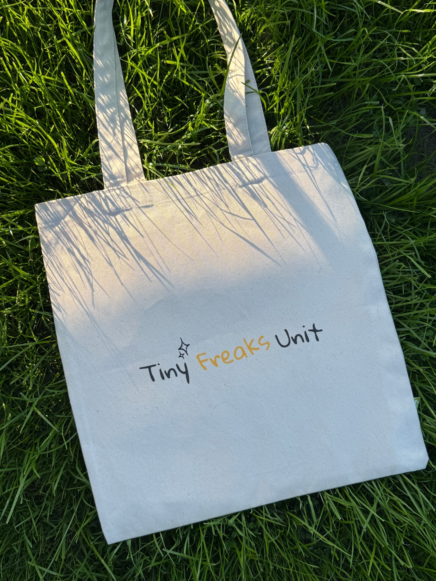 Sword Fight Tote Bag